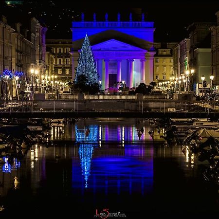 Апартаменти La Boutique Del Vento - Esclusivo In Pieno Centro Трієст Екстер'єр фото